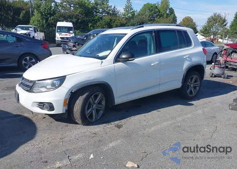 2017 Volkswagen Tiguan 2.0T Sport из США, поврежденный, VIN WVGUV7AX2HK018258